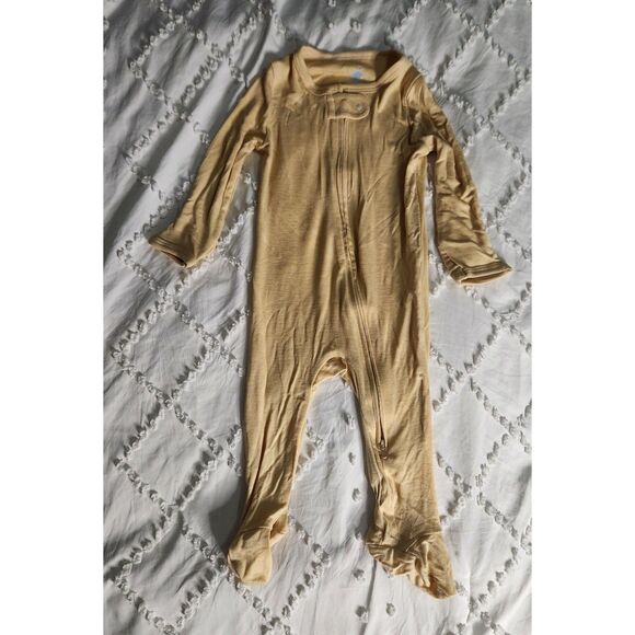 Baby Sleeper & Gown Bundle – Cloud Island & Carter’s (3–6M) - Picture 4 of 6